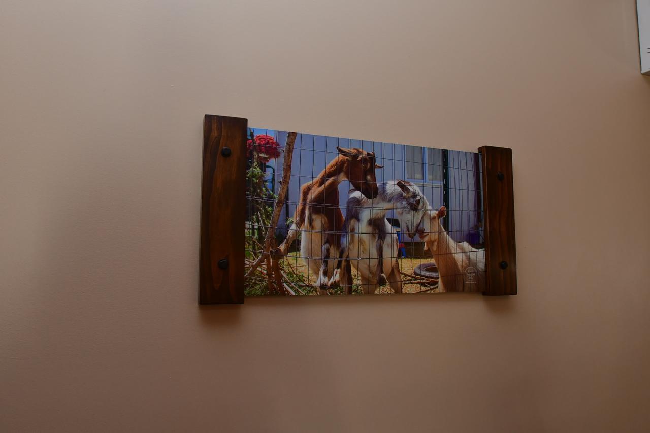The Fields Of Eden Inn Bagian luar foto